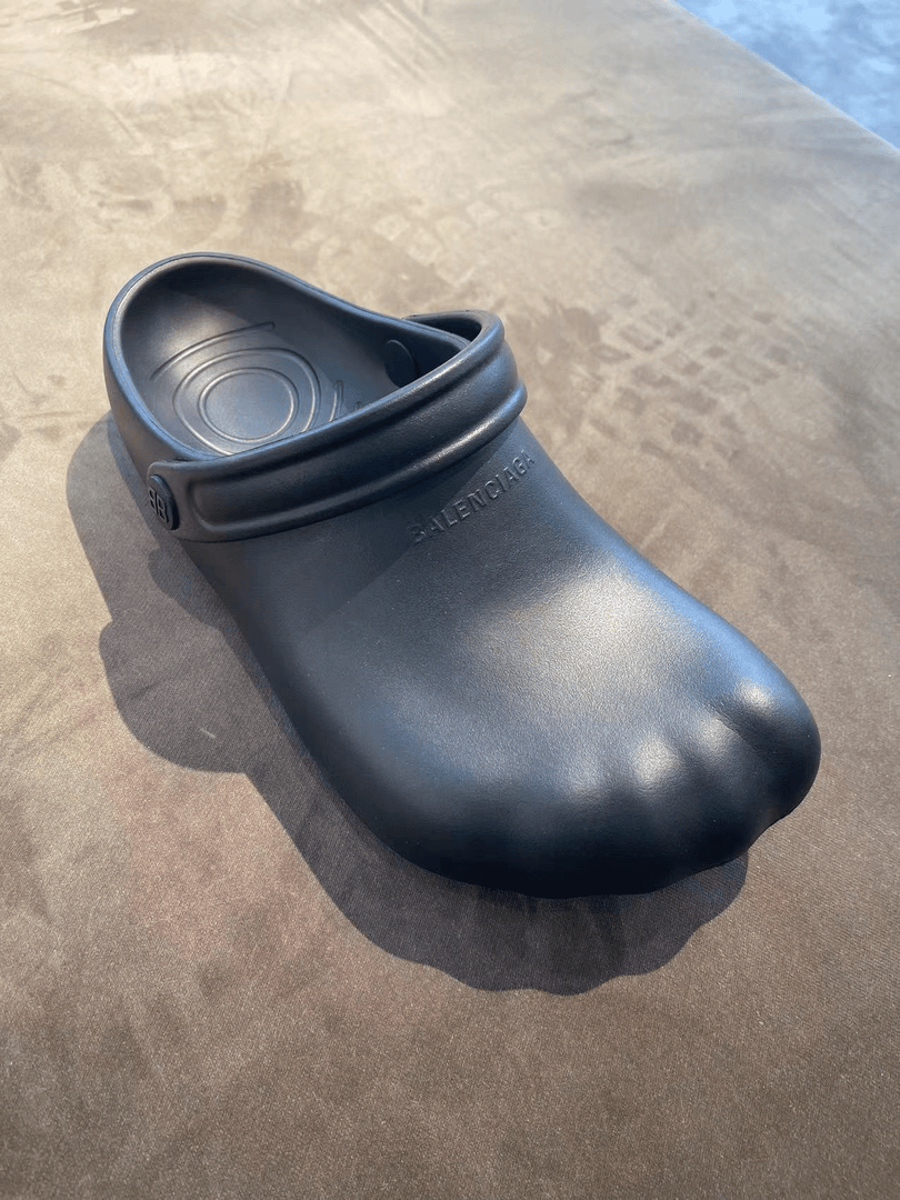全新未使用 Balenciaga/巴黎世家 趾形凉鞋