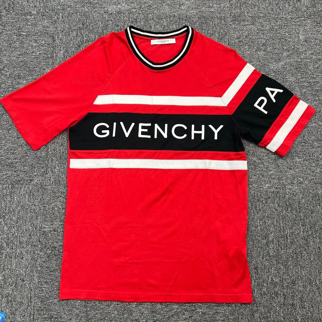 Givenchy/纪梵希/m码/拼色刺绣logo短袖/95新/编码10770