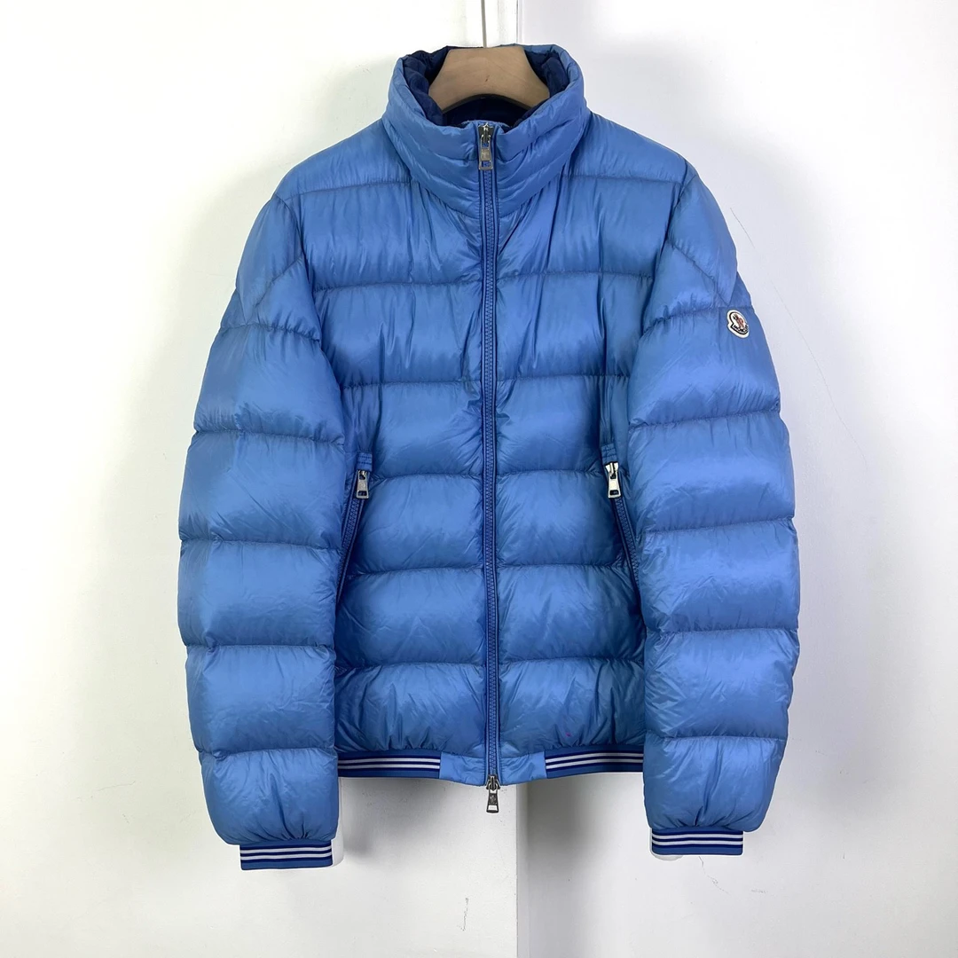 Moncler/盟可睐/4码/雾霾蓝短款羽绒服/95新/00609