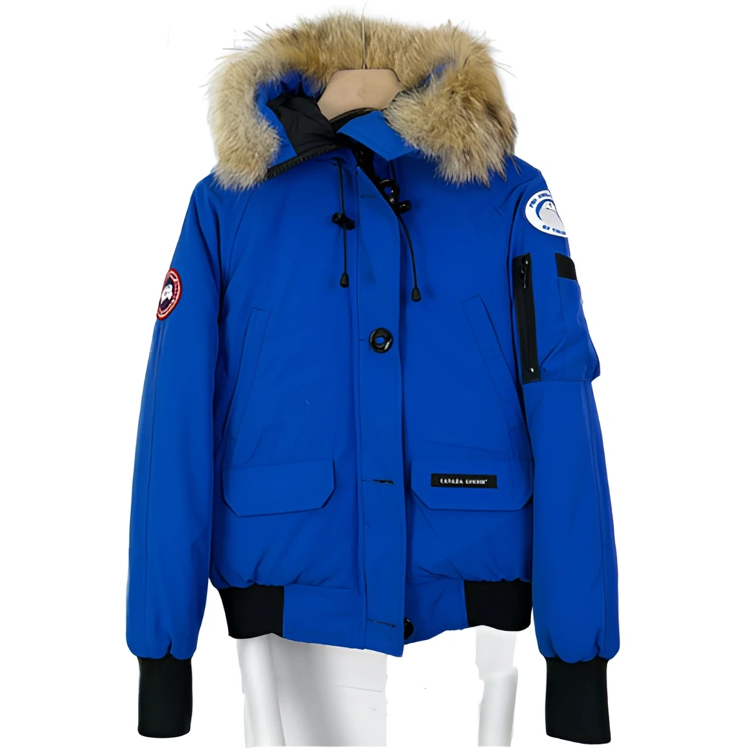 Canada Goose/加拿大鹅/s码/联名北极熊蓝色羽绒服冬季/97新06824