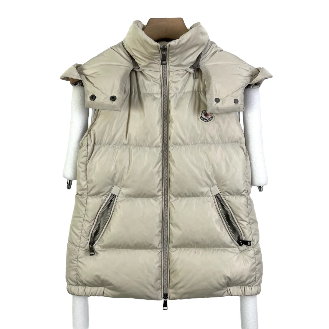 Moncler/盟可睐/1码/米白色徽标羽绒马甲/95新/00591