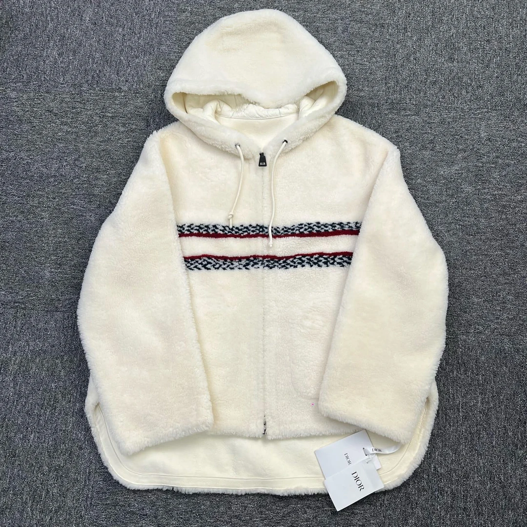 Dior/迪奥/36码/双面穿五角星图案羊羔毛外套/全新闲置/编码10784