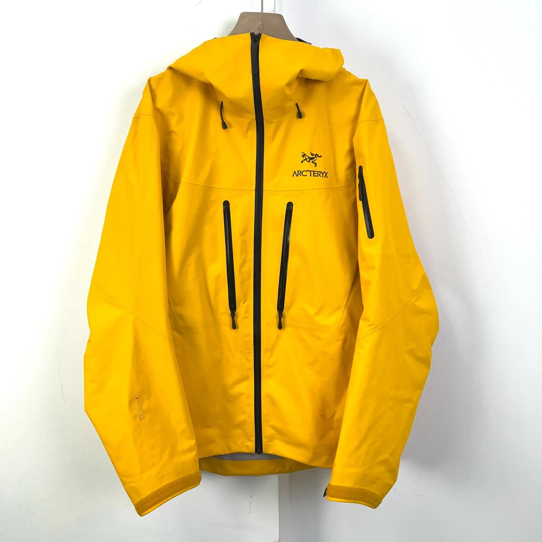Arcteryx/L码/ Alpha第七代阿尔法sv埃齐橙硬壳冲锋衣/99新/10207