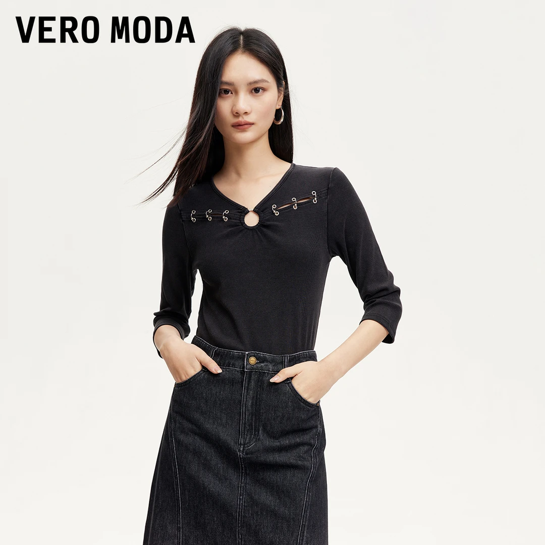 【达人专属】Vero Moda T恤V领七分袖胸部扣环设计感324330010