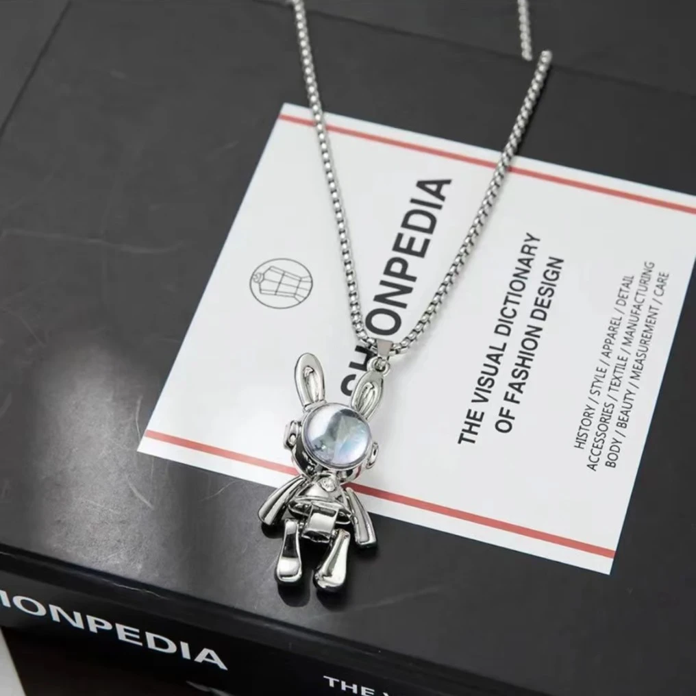 钛钢项链 可转动机械兔子项链情侣款学生潮男潮女长款个性时尚ins