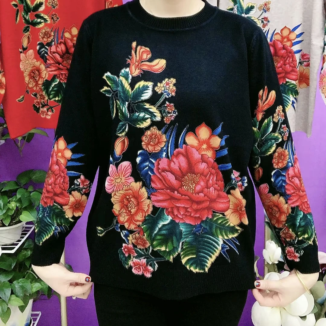 58小圆领对角花富贵牡丹针织衫