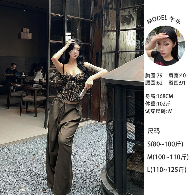 牛牛 【直击灵魂的性感】气质豹纹复古设计感抹胸D24B3122