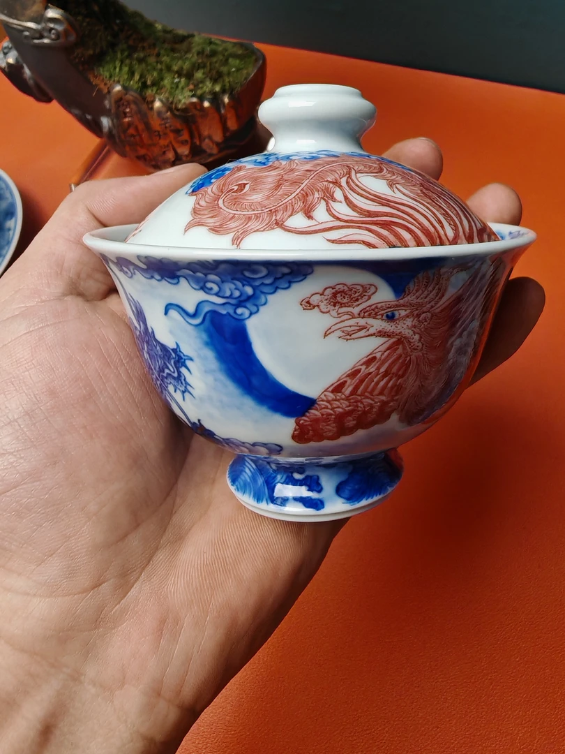 自成堂青花龙釉里红凤盖碗