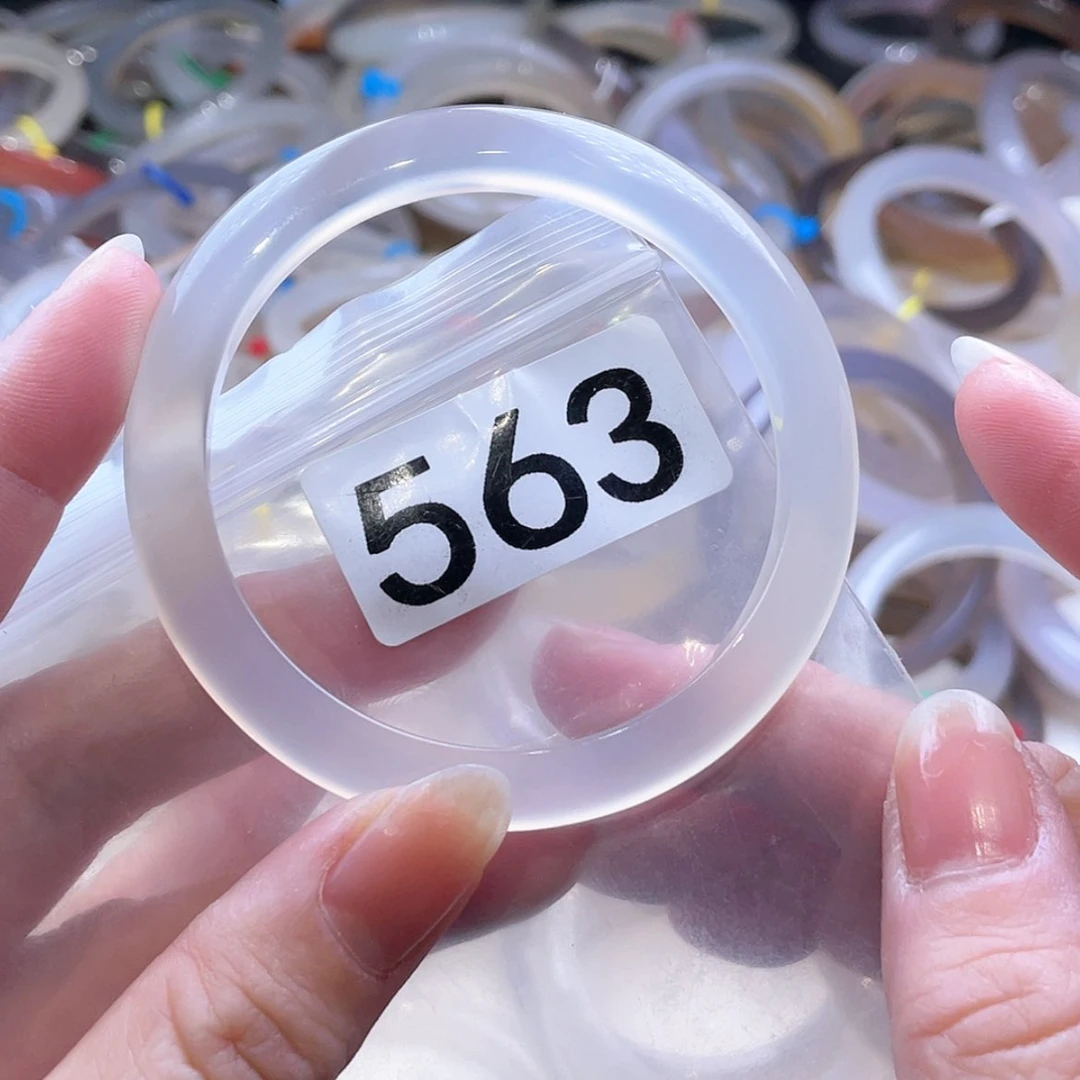 【闪购商品】玛瑙/玉髓手镯未镶嵌