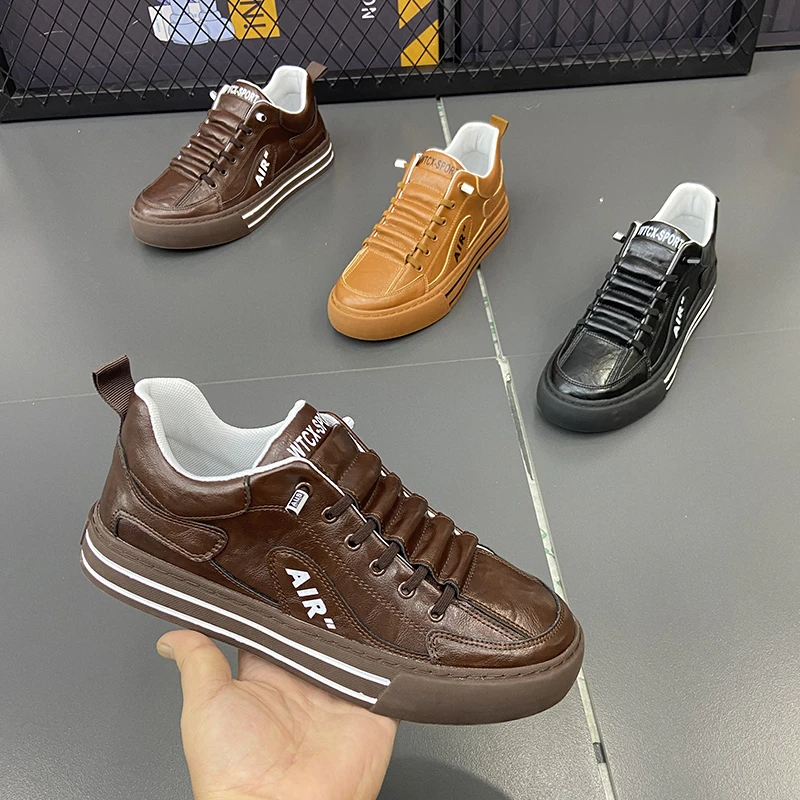 2024秋季一脚蹬皮面百搭透气轻质休闲运动鞋轻奢阿甘男鞋潮牌板鞋