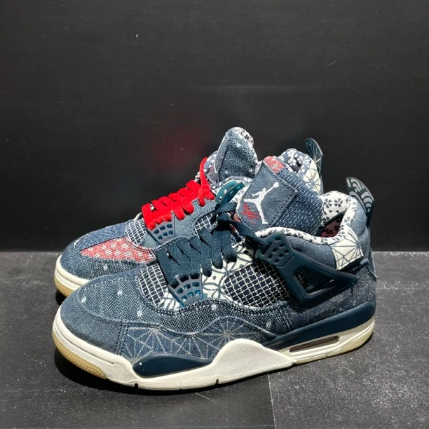 38码240内长｜正品9新 AJ4 刺子绣 复古篮球鞋