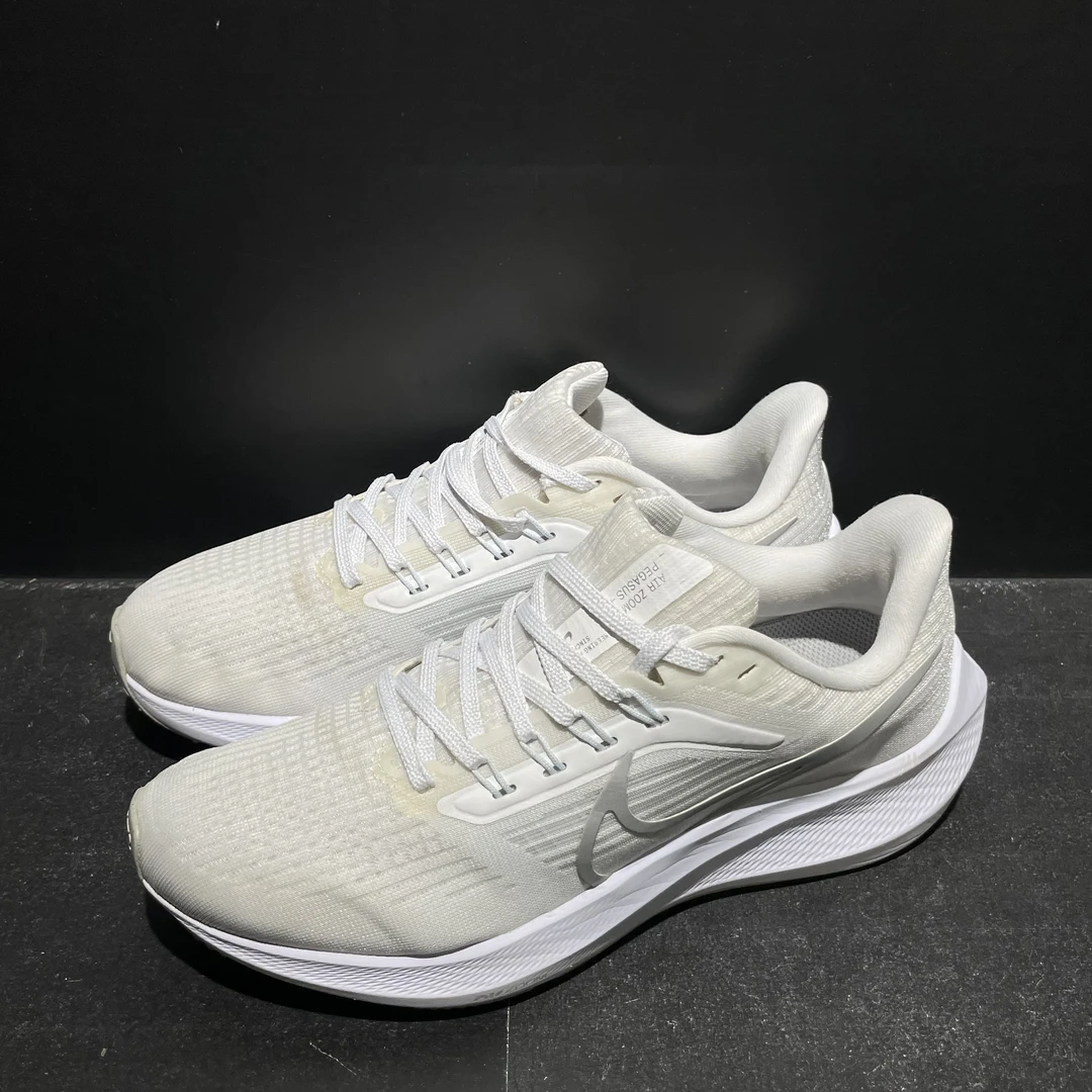 38码240内长｜正品9新 nike 飞马39 网面 跑步鞋