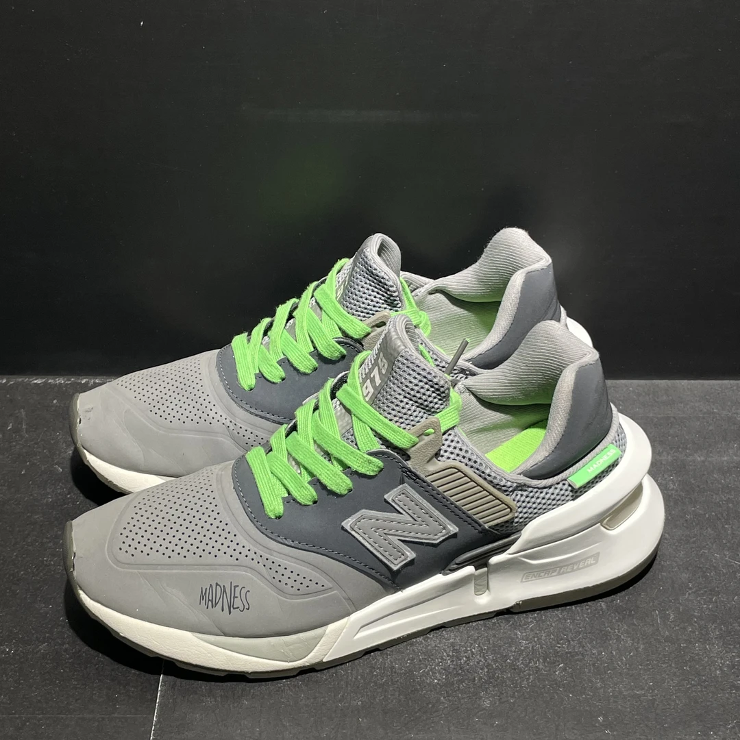 40.5码255内长｜正品闲置 新百伦 MADNESS NB997S 联名 D宽 休闲鞋