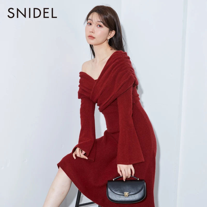 SNIDEL2024早春新品甜美风交叉领口气质露肩针织连衣裙SWNO241257