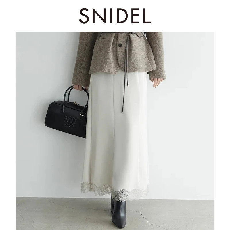 SNIDEL2024秋冬新品优雅高腰缎面蕾丝拼接A字半身裙SWFS245106