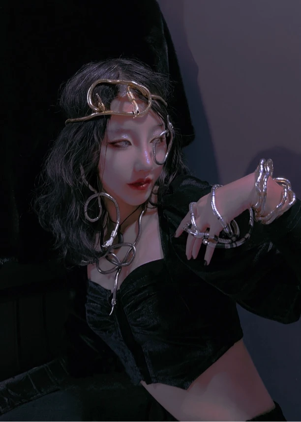 合金吊坠 蛇项圈项链手环两用蛇蝎美人缠绕蛇形辣妹暗蹦迪夸张