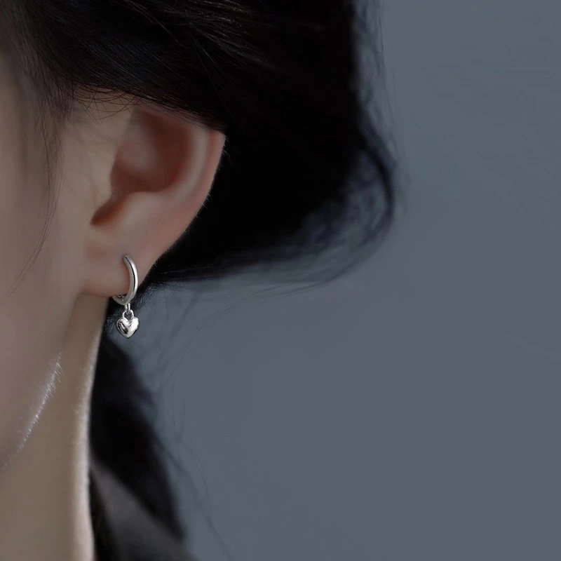 非金属耳饰 925银爱心耳圈女气质小众百搭高级2024年新款耳钉耳环