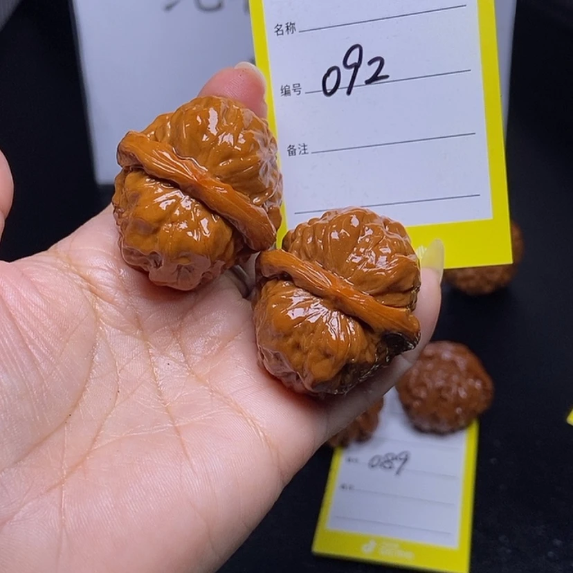 【闪购商品】文玩核桃吊坠092/36蛤蟆头
