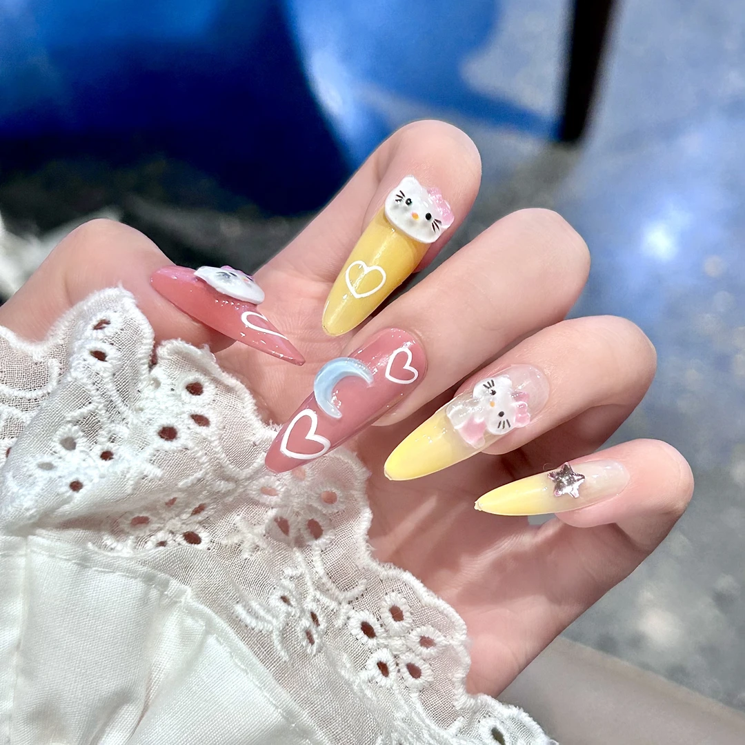 新款Kitty猫夏日彩色杏仁可爱显白纯手工穿戴甲可拆卸