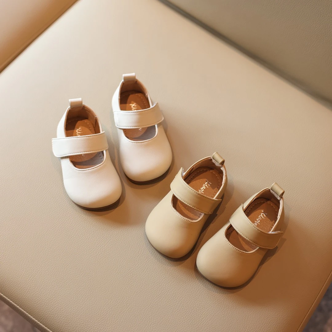 婴儿鞋子女宝宝春秋款一岁软底公主小童学步鞋时尚女童单鞋小皮鞋