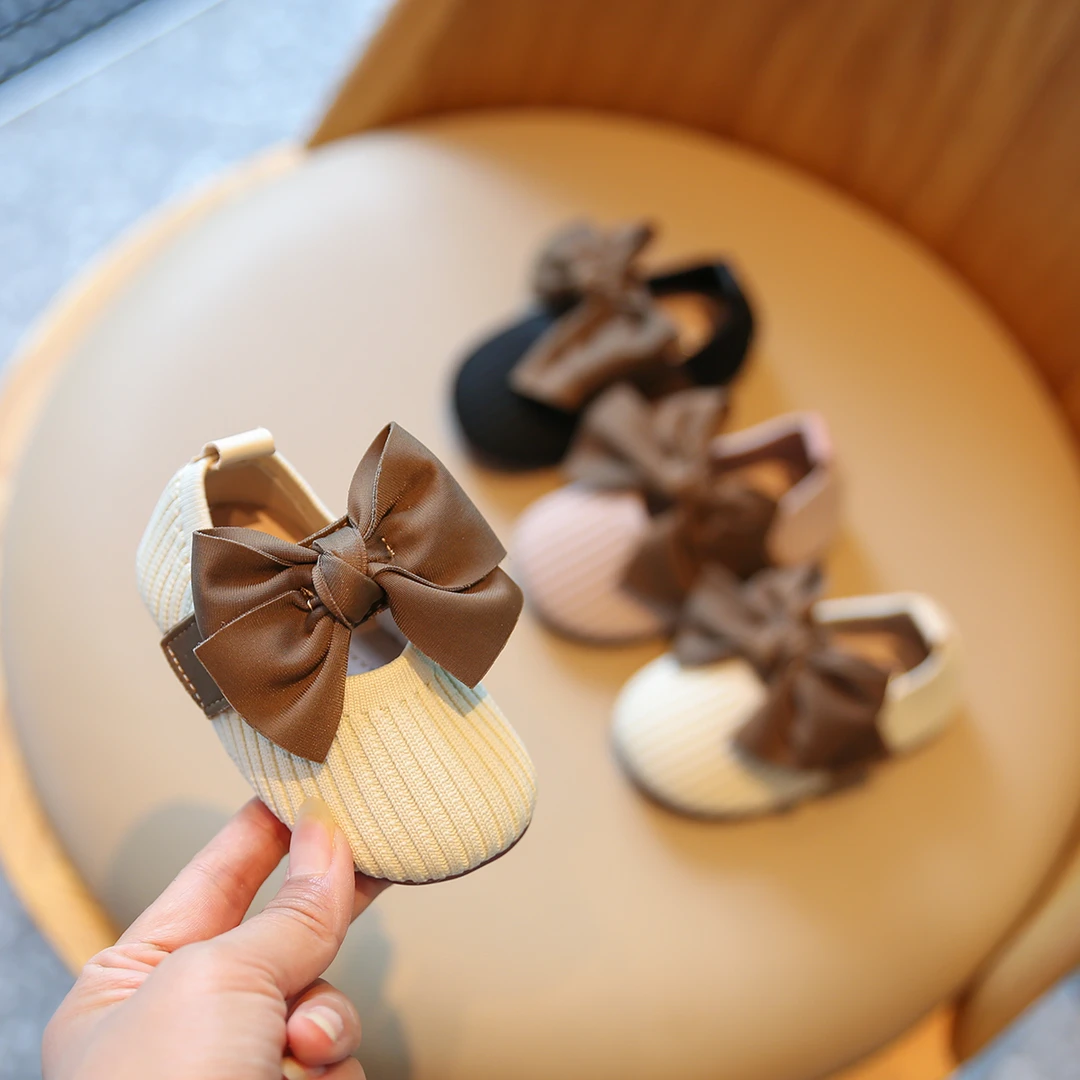 女宝宝鞋子春秋0-1一3岁女童公主鞋单鞋软底防滑婴儿学步鞋小童鞋