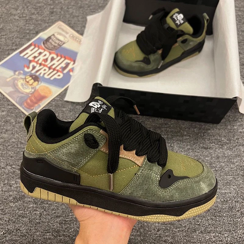 断码板鞋女秋冬拼色学生面包鞋情侣ins休闲德训运动鞋子D03