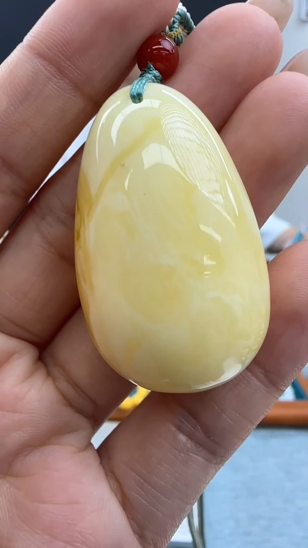 【闪购商品】琥珀颈饰未镶嵌444秒拍号