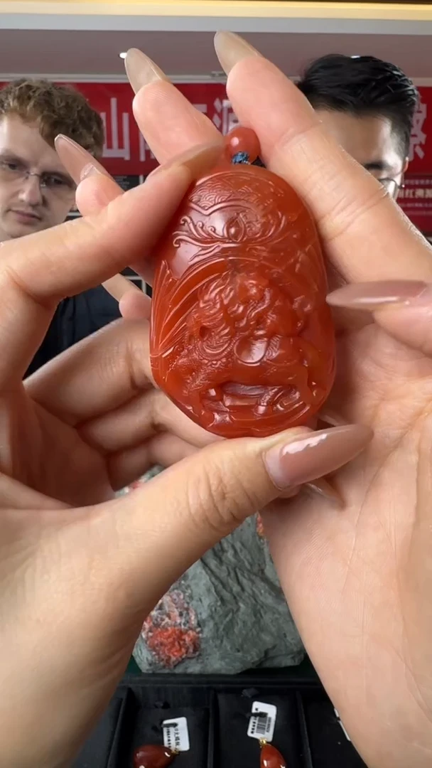 【闪购商品】南红玛瑙颈饰未镶嵌95秒拍号