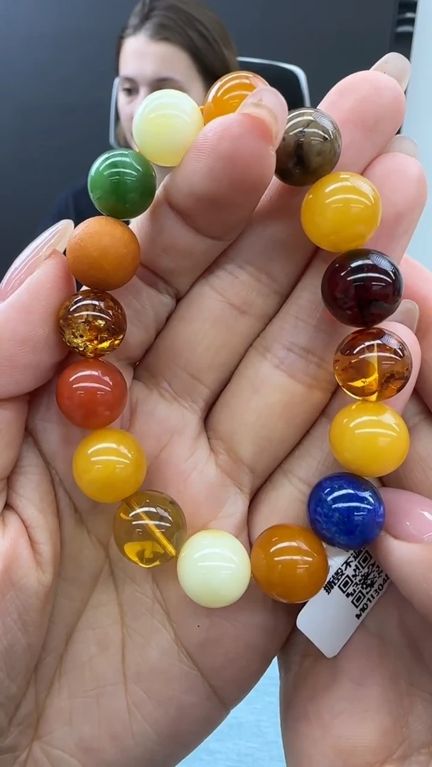 【闪购商品】琥珀手串未镶嵌319秒拍号