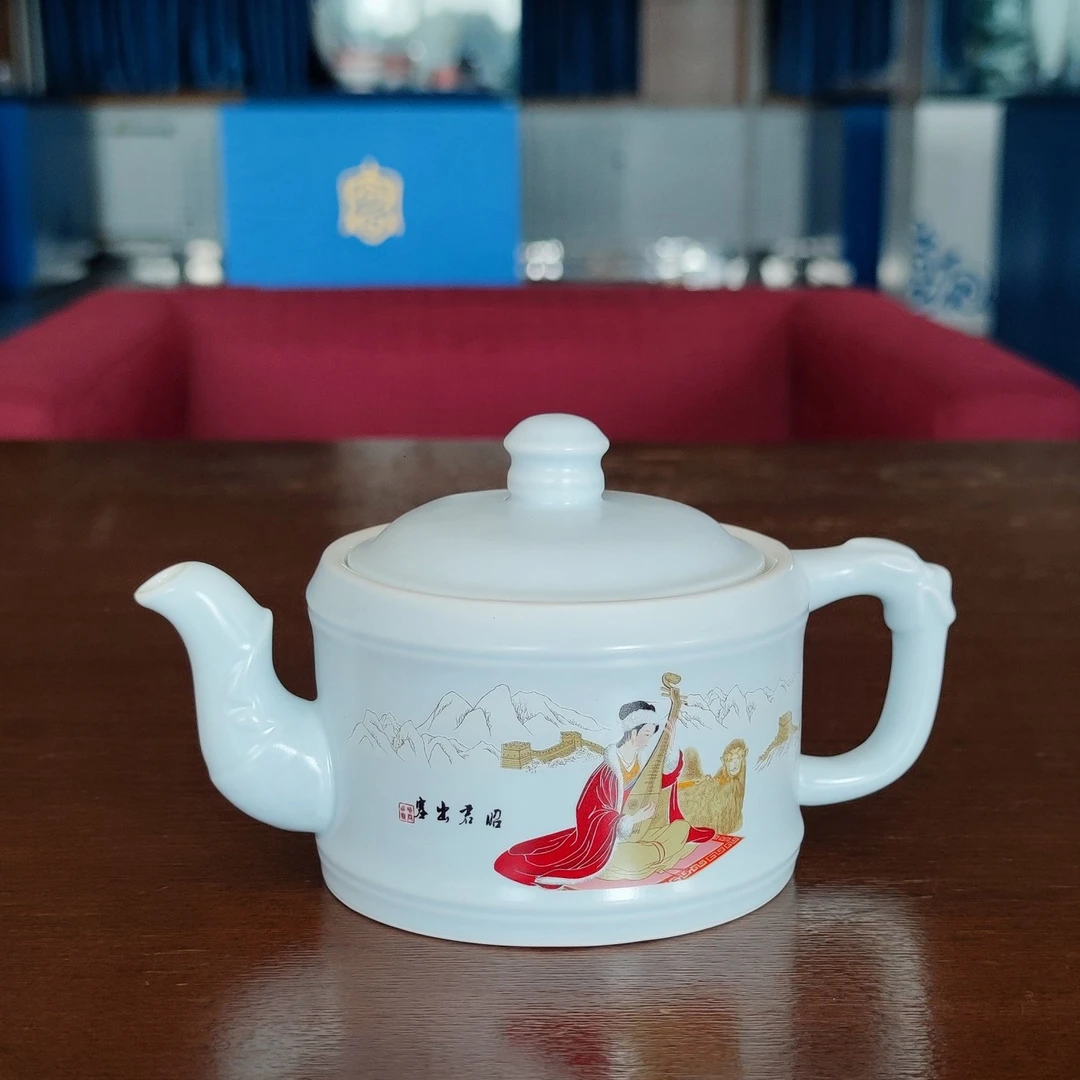 昭君出塞家用精美陶瓷哑光釉复古清雅泡茶杯大容量