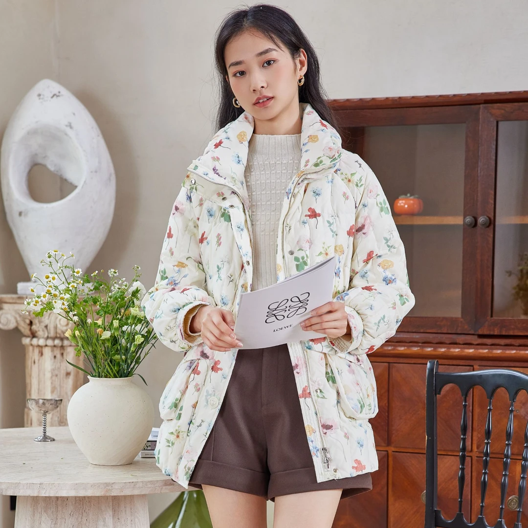 【高定】芭依璐繁花印花点缀手工钉珠浪漫羽绒服88Y6048