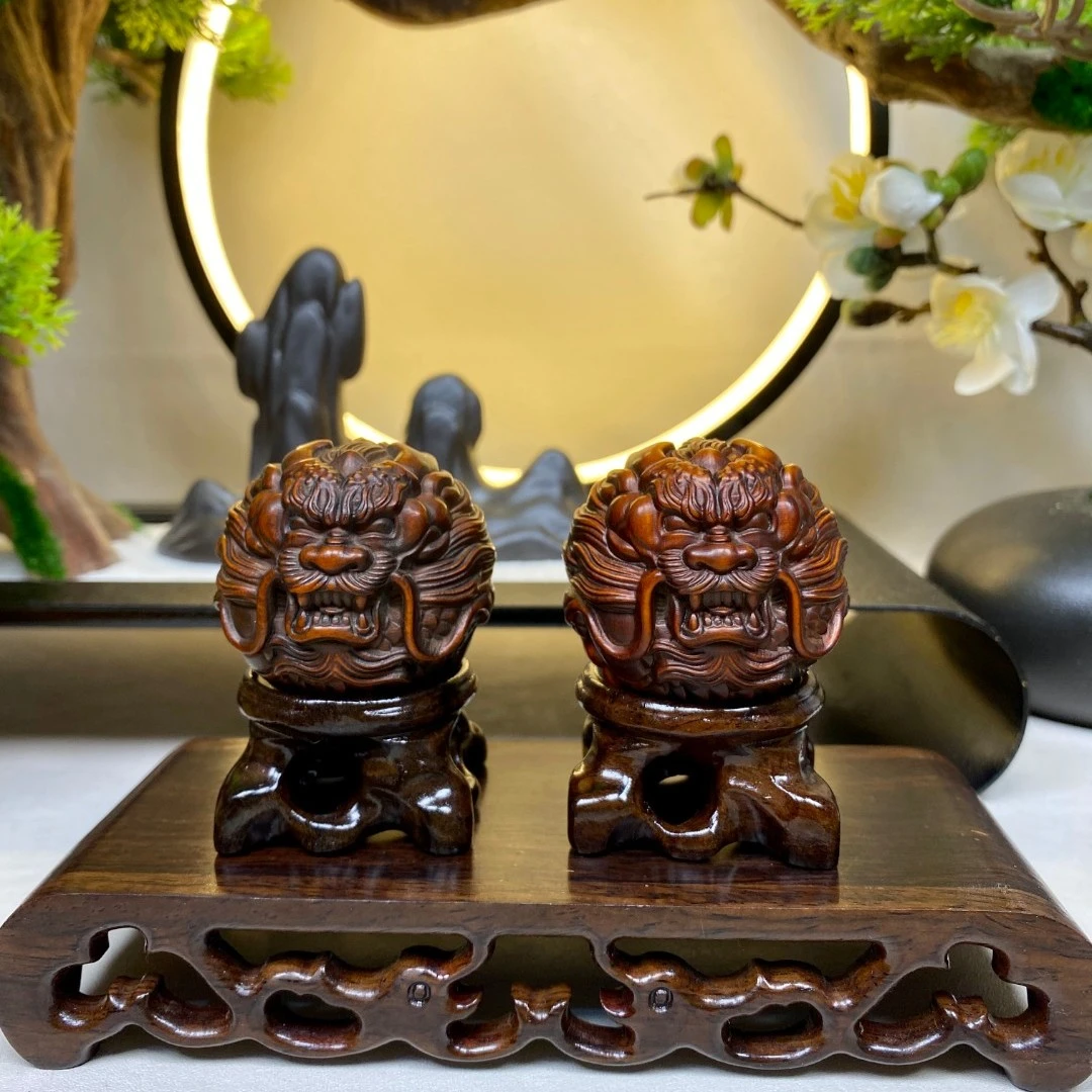 黄杨木仿古龙手把球一对4.5公分手把件（无底座）