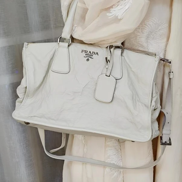 95新 Prada/普拉达 白色宫廷款手提单肩斜挎包