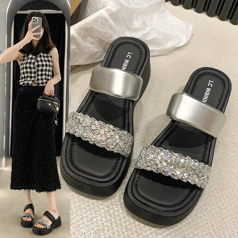 踩感时尚坡跟水钻小众拖鞋女2025仙女风新款女鞋方头