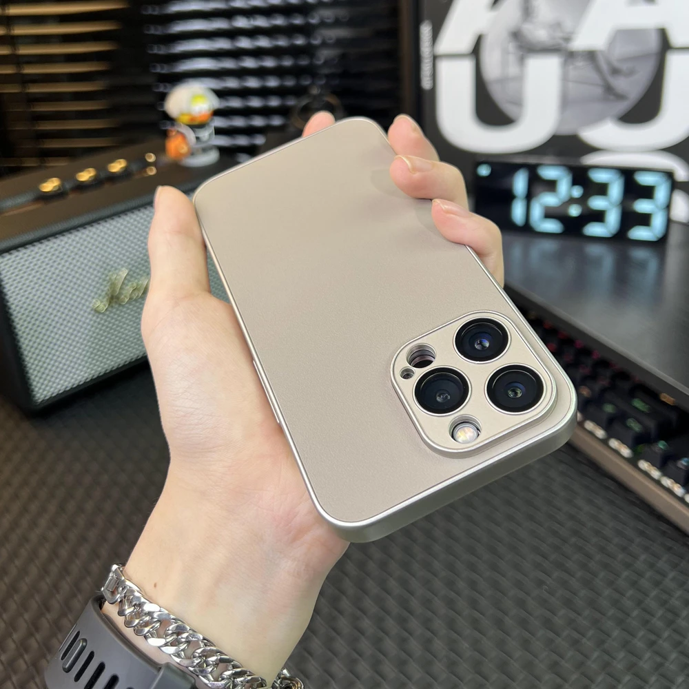 适用iPhone15/14/13/12手机壳磨砂皮纹苹果15promax防摔自带镜头