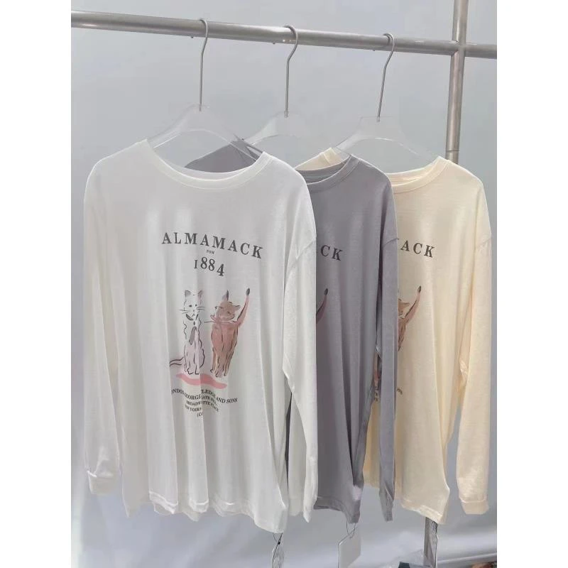 【清仓】朵儿定制 两只猫咪印花圆领长袖防晒T恤上衣女HN99