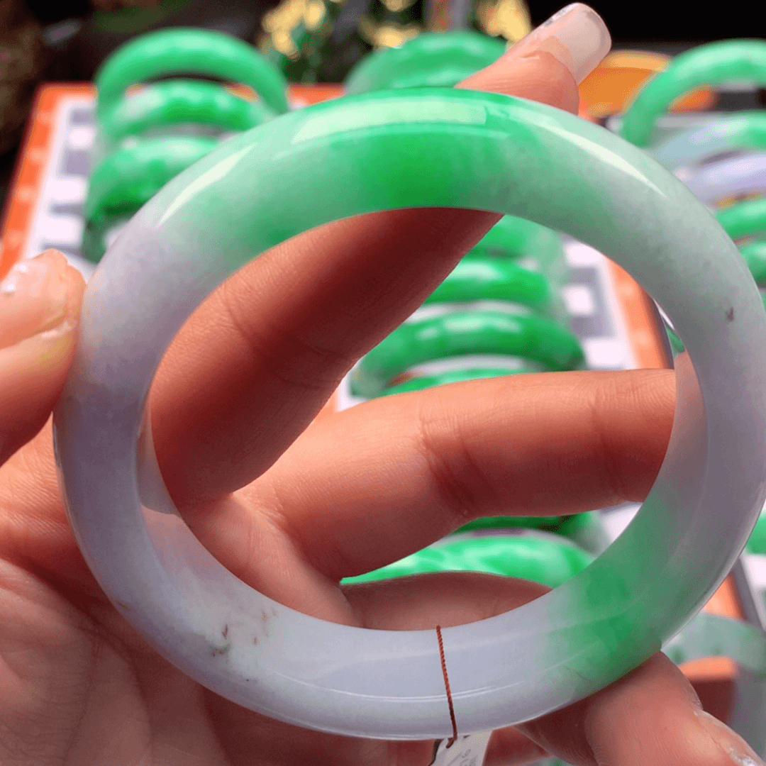 【闪购商品】翡翠手镯未镶嵌馨**格