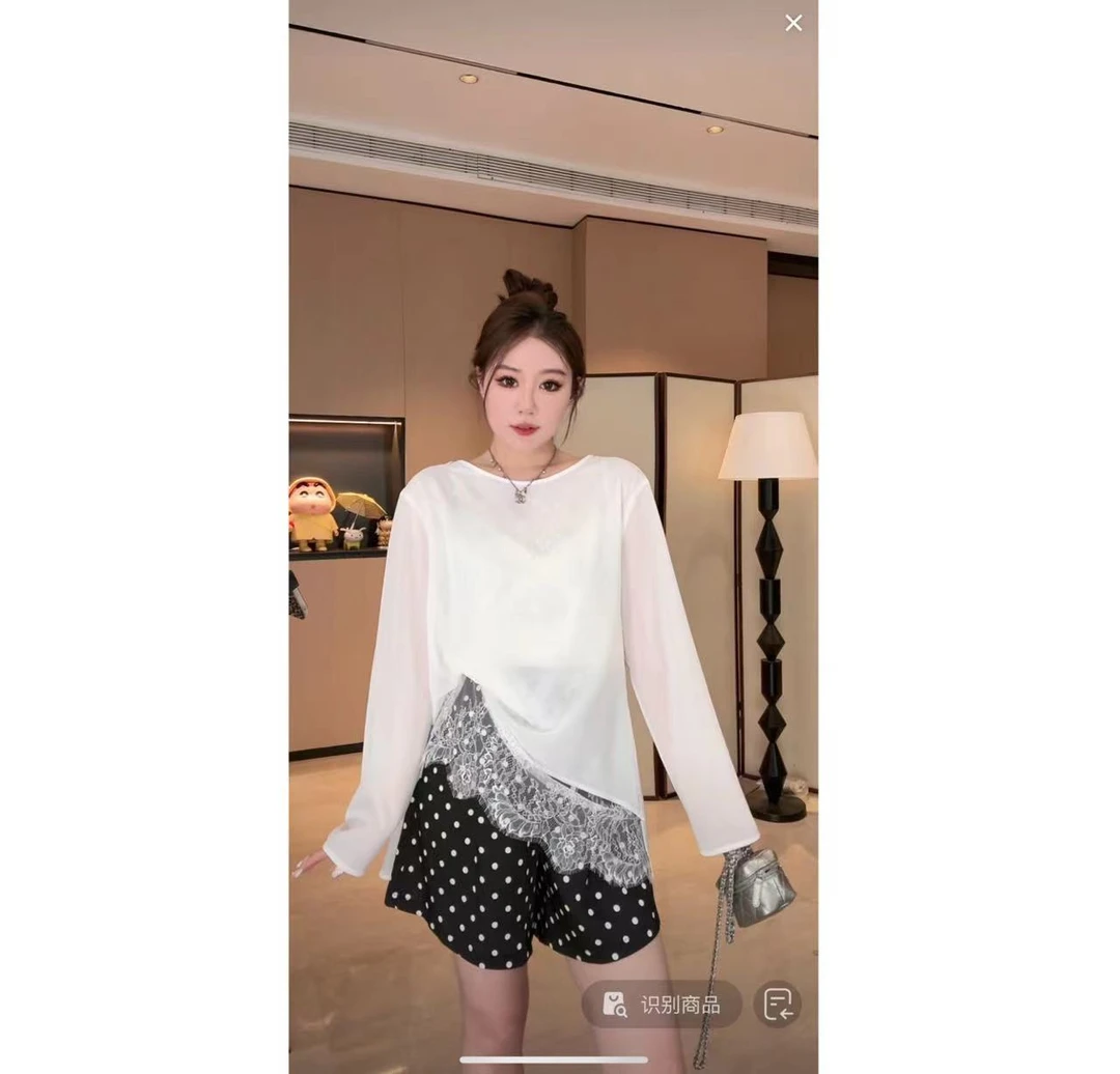 琪琪怪怪莎莎推荐【蕾丝T】气质拼接蕾丝不规则开叉衬衫T14330QZ