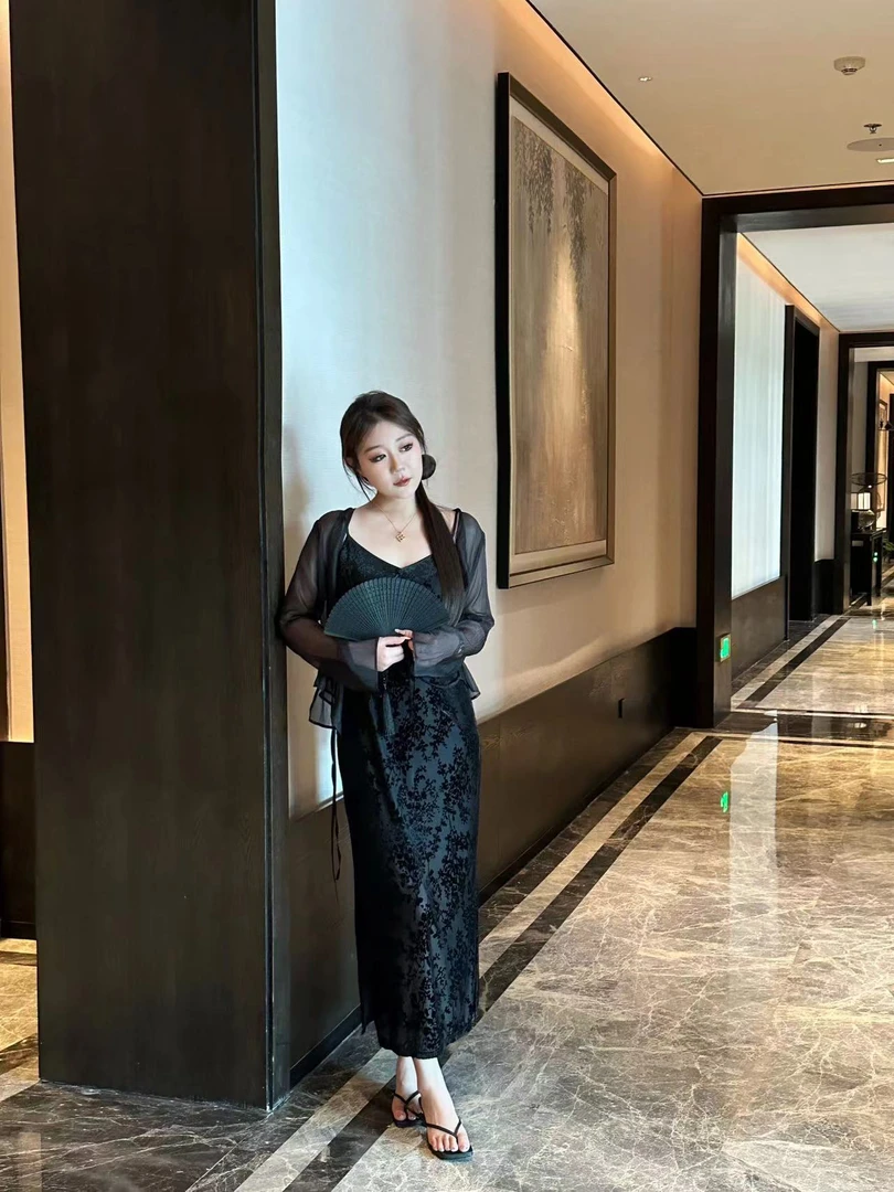 琪琪怪怪大码女装【繁花烟雨】新中式扎染复古盘扣吊带裙D34504QD