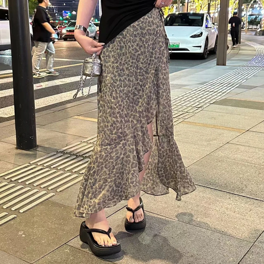 【琪琪推荐】大码女装不规则裙型开叉时髦百搭半身裙D21528QTQ