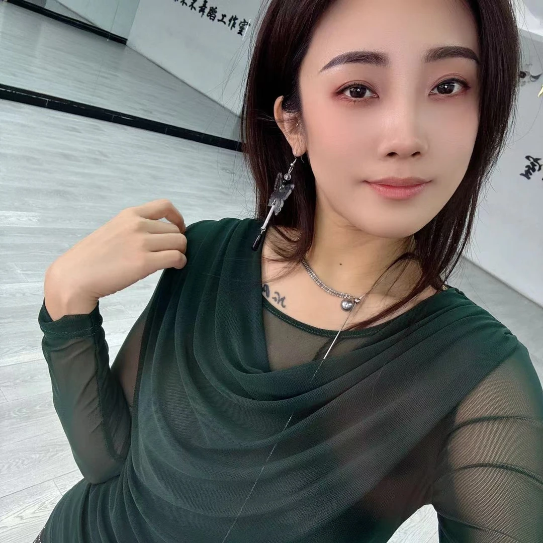 8253 新款女神衣