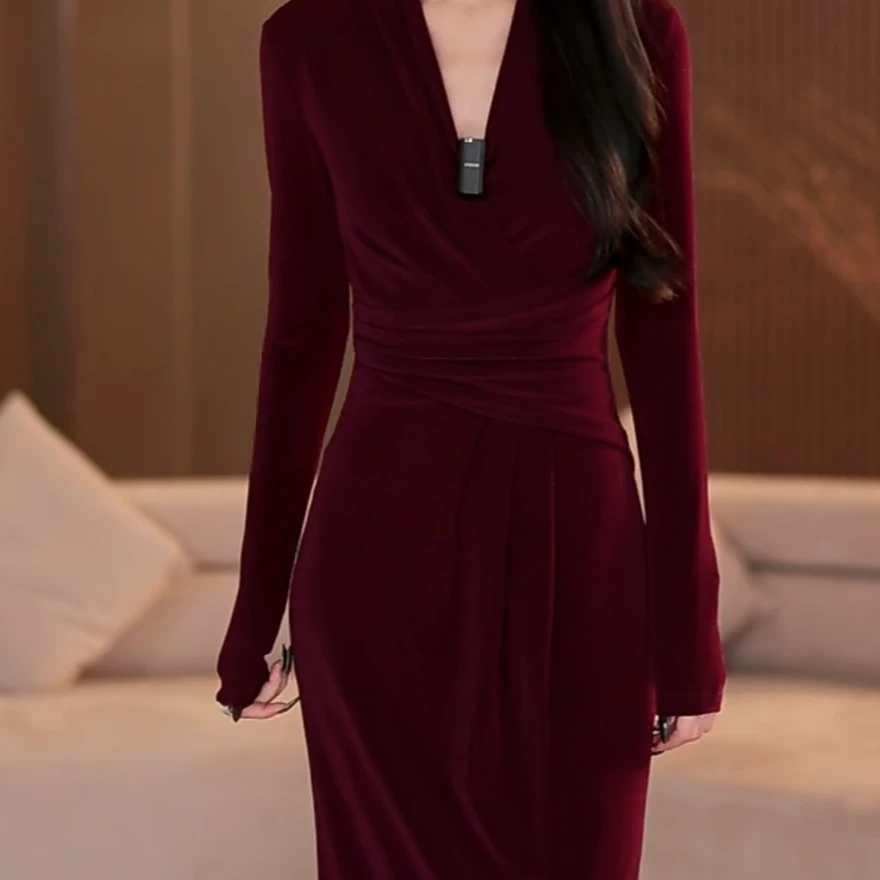 【静铉】假日舞会秋季新款法式气质收腰显瘦直筒连衣裙-YL11080