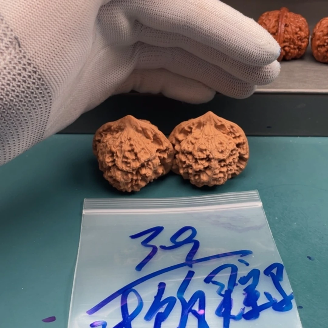 【闪购商品】文玩核桃核雕讨***马