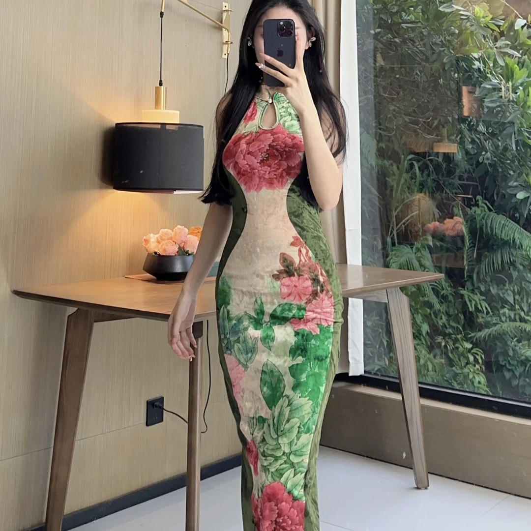 气质女人味轻奢立领无袖定位花花容绿叶显瘦时尚百搭后开衩连衣裙