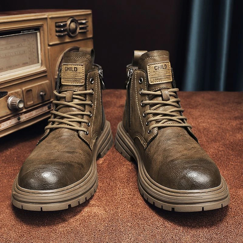 秋季新款特大码马丁靴45加宽工装靴46加绒保暖47加肥48中帮皮靴49