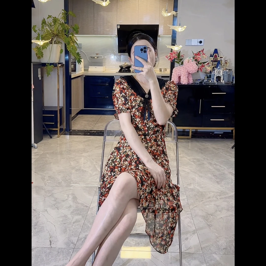 1075【猪猪--孤品断码】碎花女装连衣裙夏季气质时尚收腰法式名媛