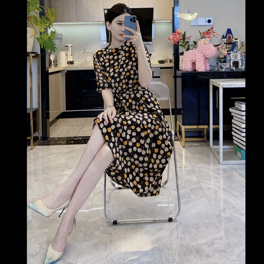 1069气质法式复古印花女装连衣裙时尚修身夏季收腰洋气