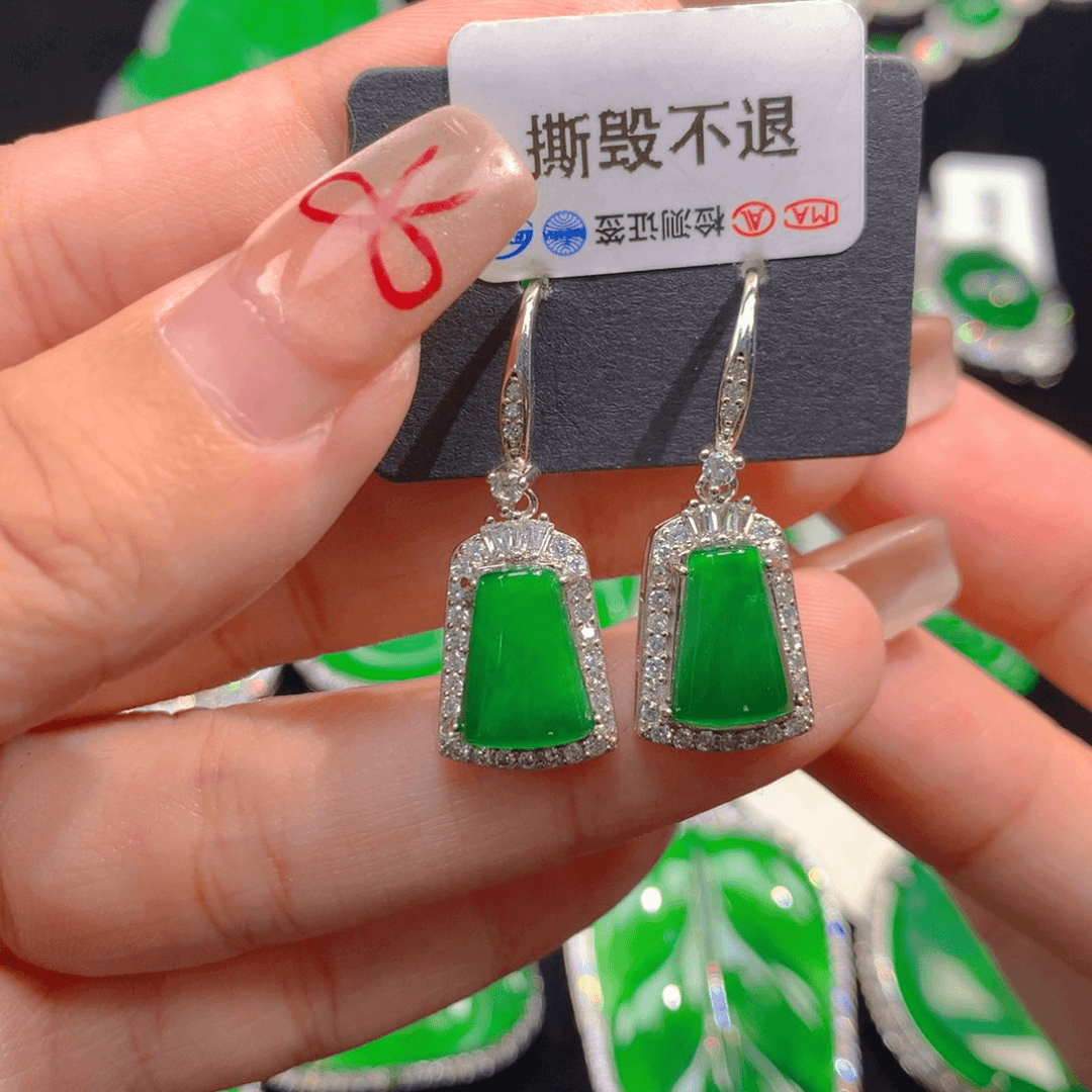 翡翠颈饰银S925镶嵌111111111