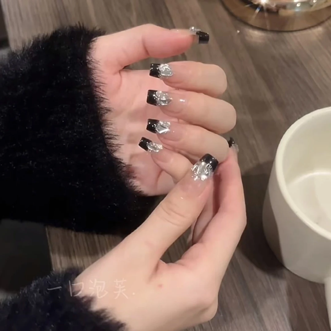 【黑色爆闪亮钻】新款纯手工穿戴甲黑色极光钻穿戴式美甲贴显白百搭