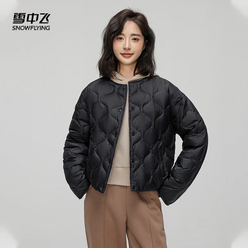 【雪中飞】菱形格羽绒服女款 三色可选 X40130820